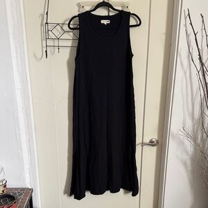 Lou & Grey Black Sleeveless Maxi Dress